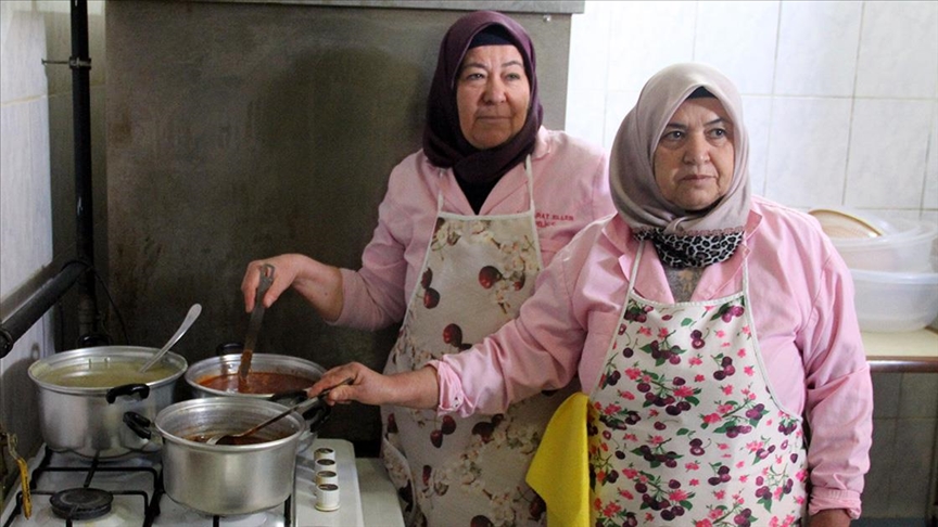 Adana Kurtuluş Mahallesi Ev Yemekleri Yapan Yerler Yemek Sipariş 29 Mayıs 2025